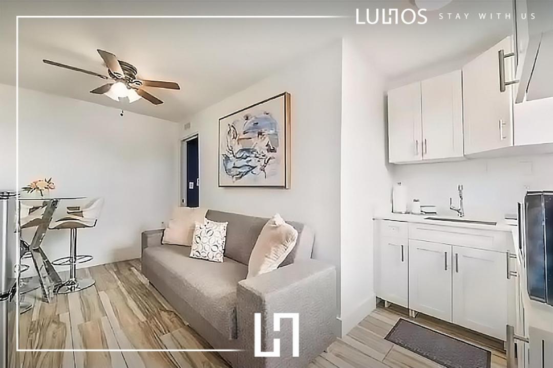 Casa de férias Cozy 8min To Airport, Modern Kitchen L03a *